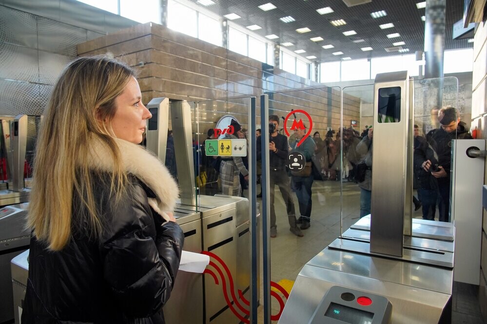 Face Pay dans le métro de Moscou