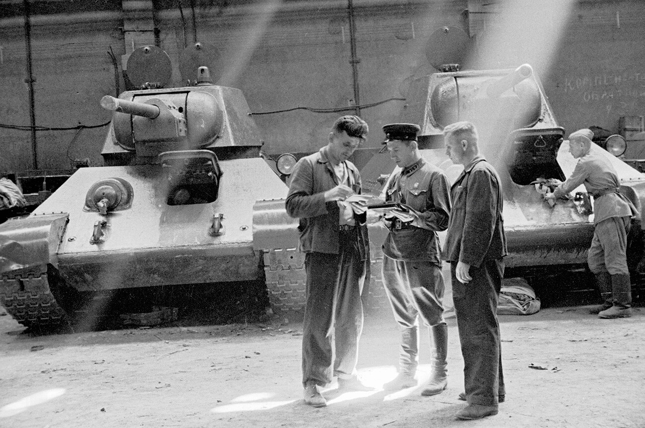 En images: la vie en URSS durant la Grande Guerre patriotique à l’arrière du front