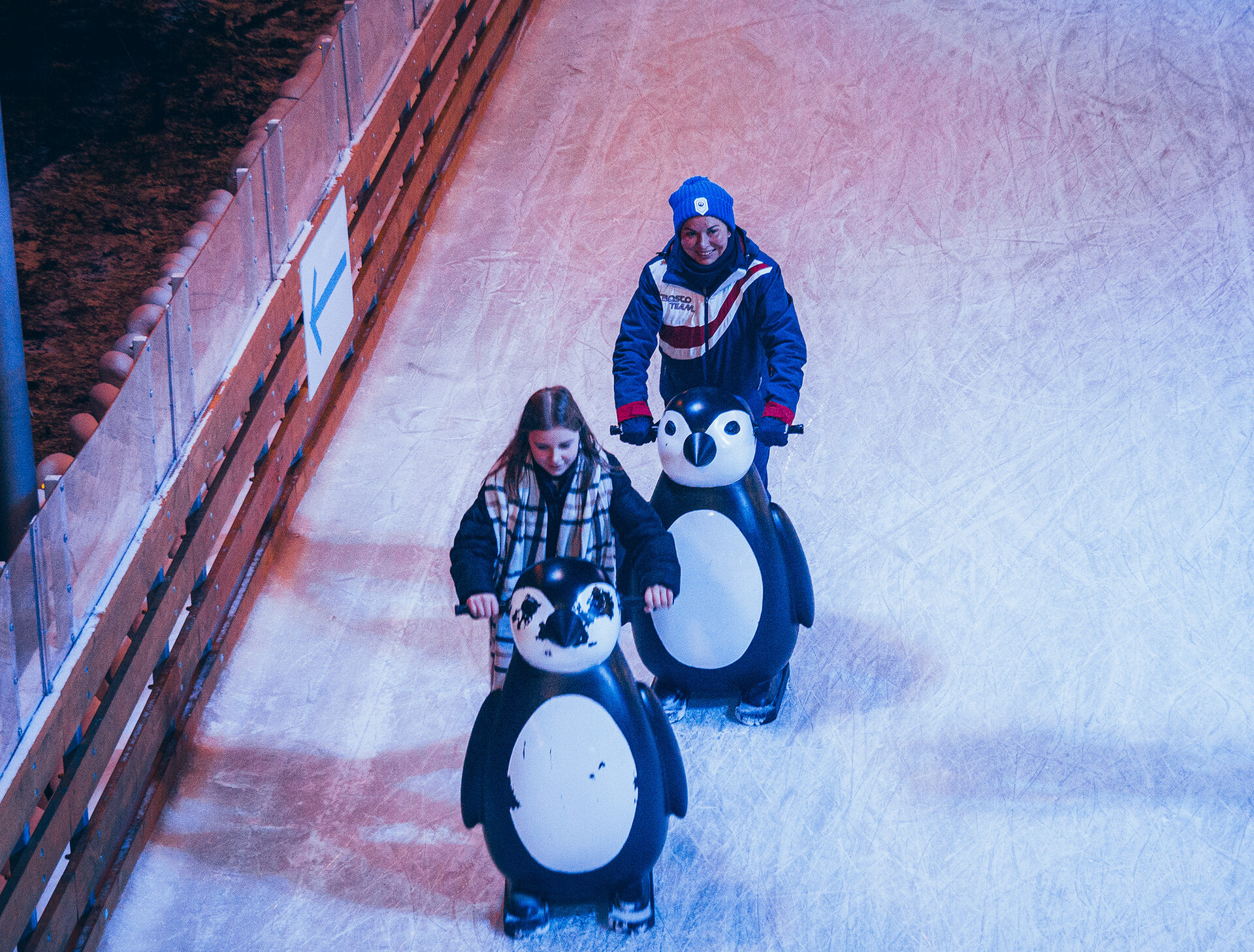 World's LARGEST ice rink opens in St. Petersburg! (PHOTOS)