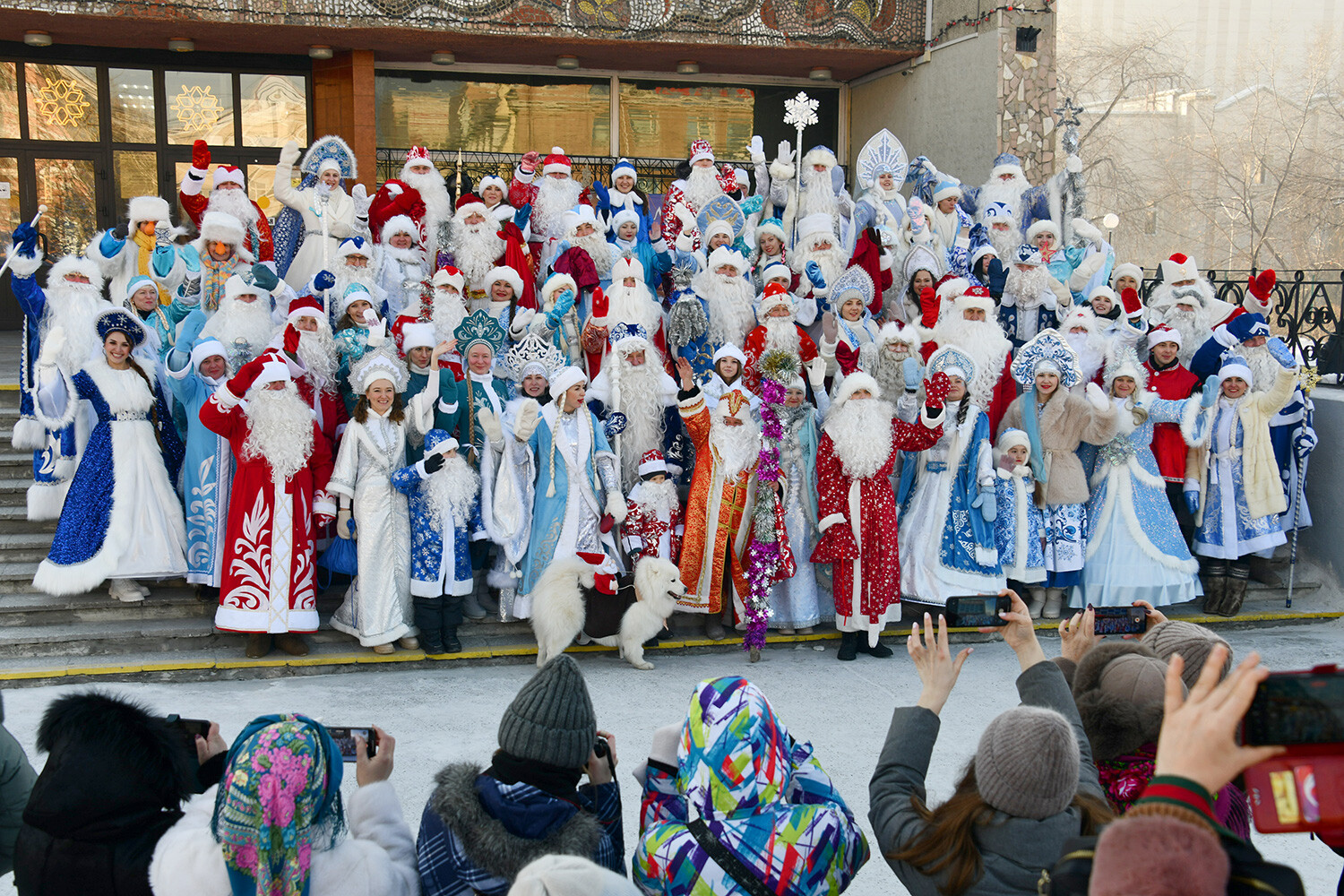 The meeting of Ded Morozes in Chita.