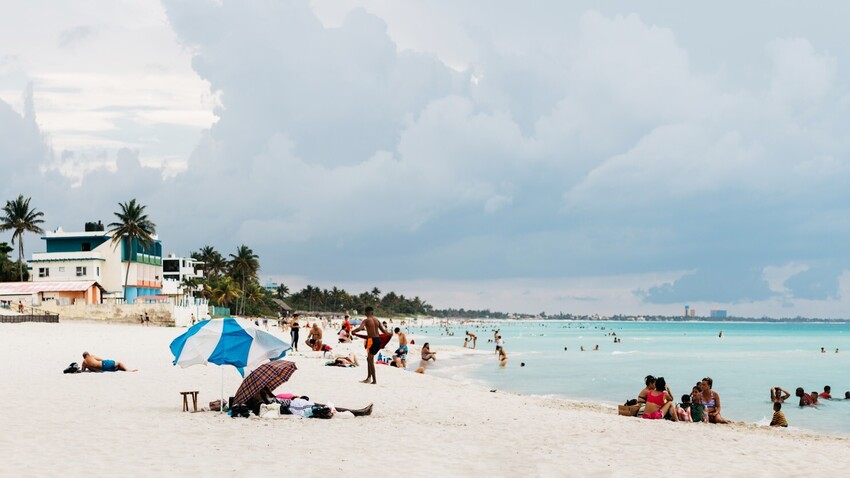 Rússia atinge novo recorde histórico de turistas em Cuba em 2024