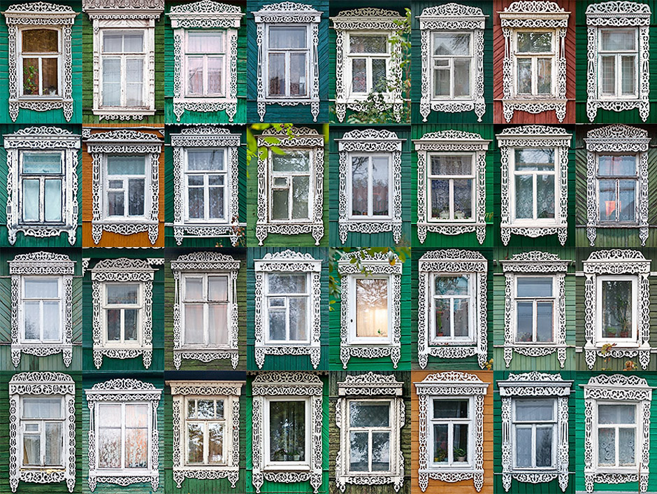 Window casings in small Russian towns are similar and the reason of this similarity is quite simple: people obviously did not want to make a design that differs from the other houses of the neighborhood. Look at the casings in MICHURINSK: they have a single method of manufacture, and all of them are painted white (while almost all the houses are painted green).