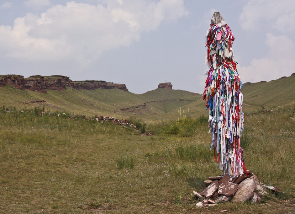 Ribbons are usually festooned in Khakassia in honor of the shaman festivals. They must be absolutely new.