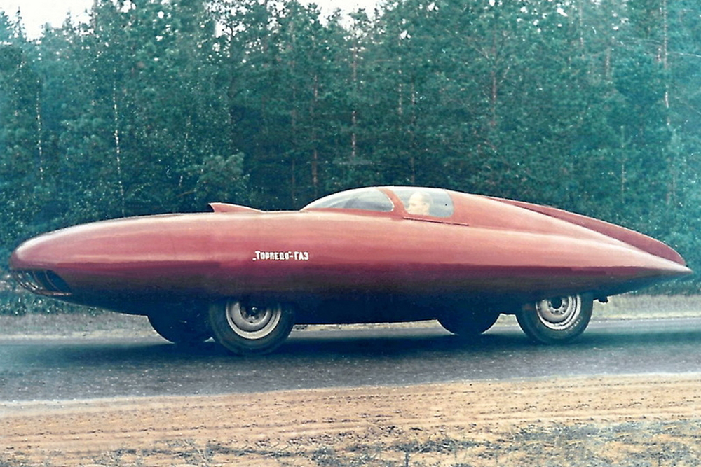 Gaz-Torpedo. Another sports concept car from Soviet aircraft builders. In 1951, attempting to create a new vehicle, aeronautical engineers designed a new body completely from scratch. Using the same aircraft materials (duralumin and aluminium), designer A. Smolin built a tear-shaped streamlined body 6.3 m long, 2.07 m wide, and 1.2 m high, weighing a total of 1100 kg. Unfortunately, the car did not stand out for its speed and remained a prototype, but one survives to this day and is now on museum display.