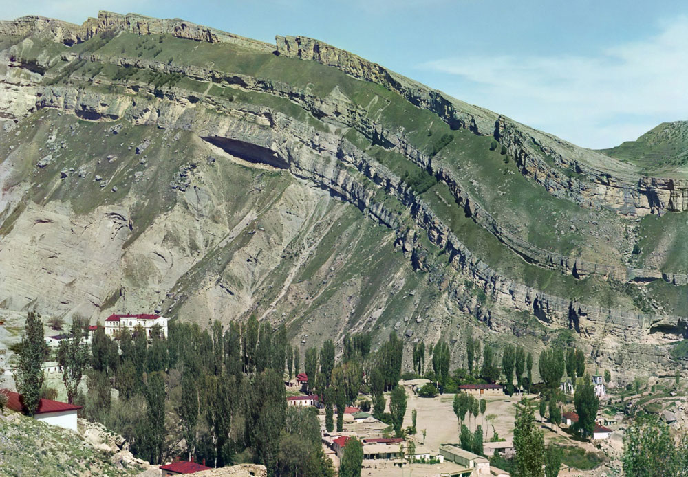 The photographic work, publications and slide shows Prokudin-Gorsky sent to other scientists and photographers in Russia, Germany and France over the years earned him praise. / Dagestan. Village of Nizhnii Gunib