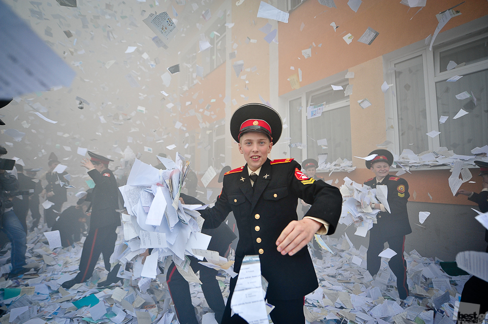 But there&#039;s one thing that all kids have in common. You blink your eyes and the next thing you know, they&#039;re all grown up. // The &#039;last bell&#039; at the Moscow Suvorov Military School, Moscow