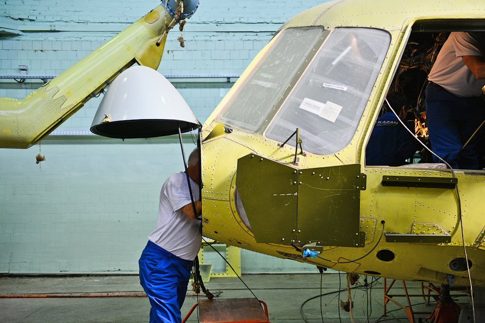 Ми-8 и његова модернизована верзија Ми-17 развијани су у 60-им годинама. Упркос томе што су контруисани пре пола века, до данашњег дана остали су међу најтраженијим хеликоптерима на свету.  