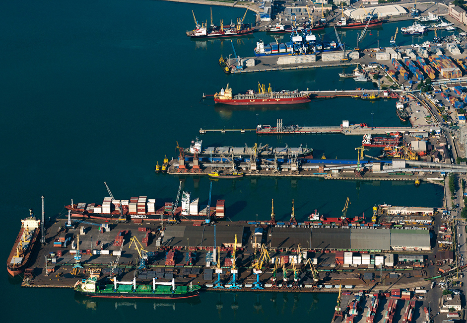 Le port s’étend sur une surface de 238 hectares.