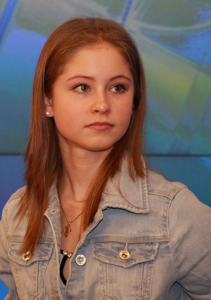 フィギュアスケート女子シングルのユリヤ・ヴャチェスラヴォヴナ・リプニツカヤは、1998年6月15日、エカテリンブルク市で生まれた。