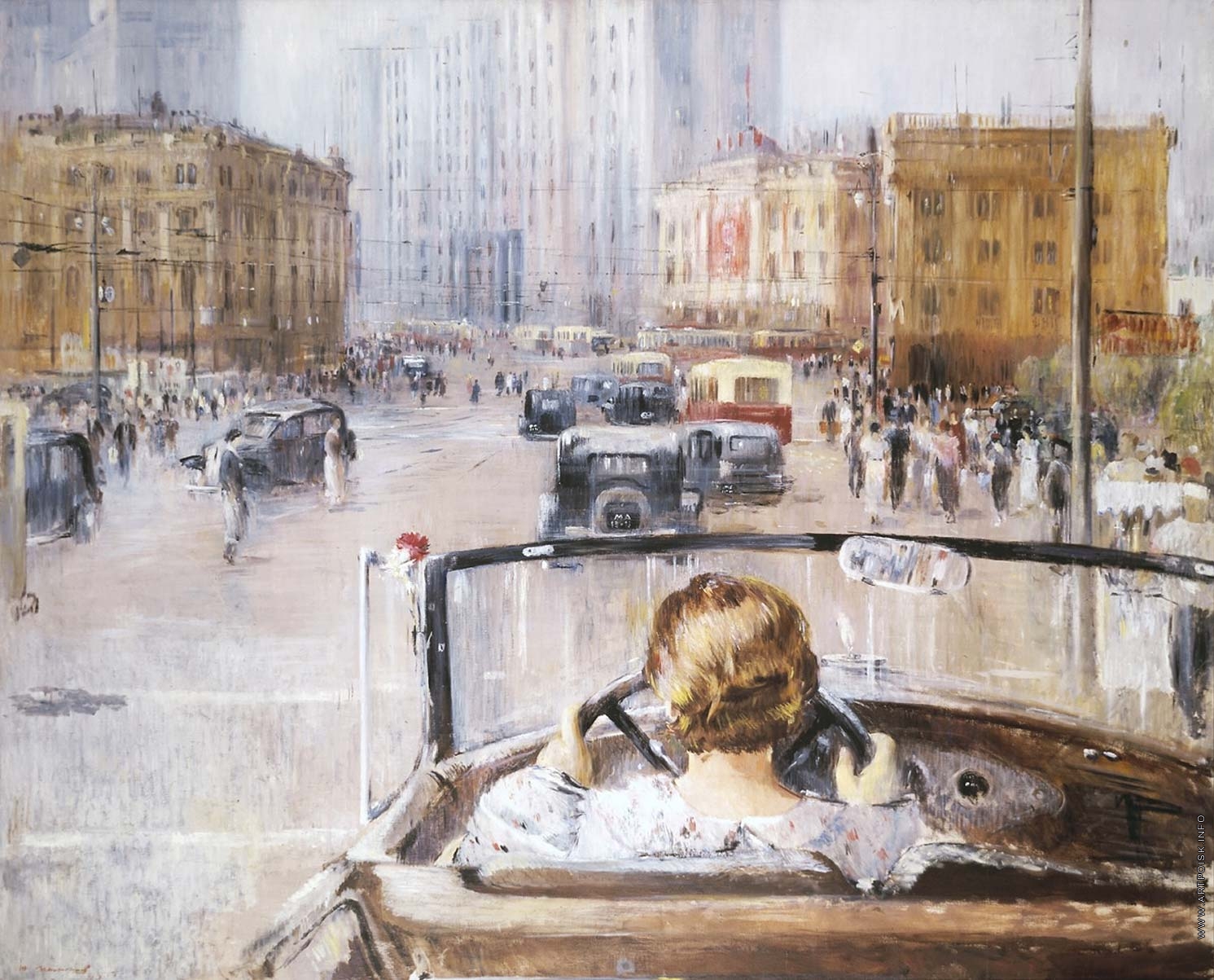 この絵画はモスクワの一連の作品を構成している一作品で、ユーリー・ピメノフが1930年代半ばに着手したものだ。自動車を運転する女性の姿は、当時はかなりめずらしい光景だった。この絵は、新しい時代の生活そして新しいモスクワの象徴として画家の同時代の人々が目にした様子をとらえている。/ 『新たなモスクワ』、ユーリー・ピメノフ、1937年