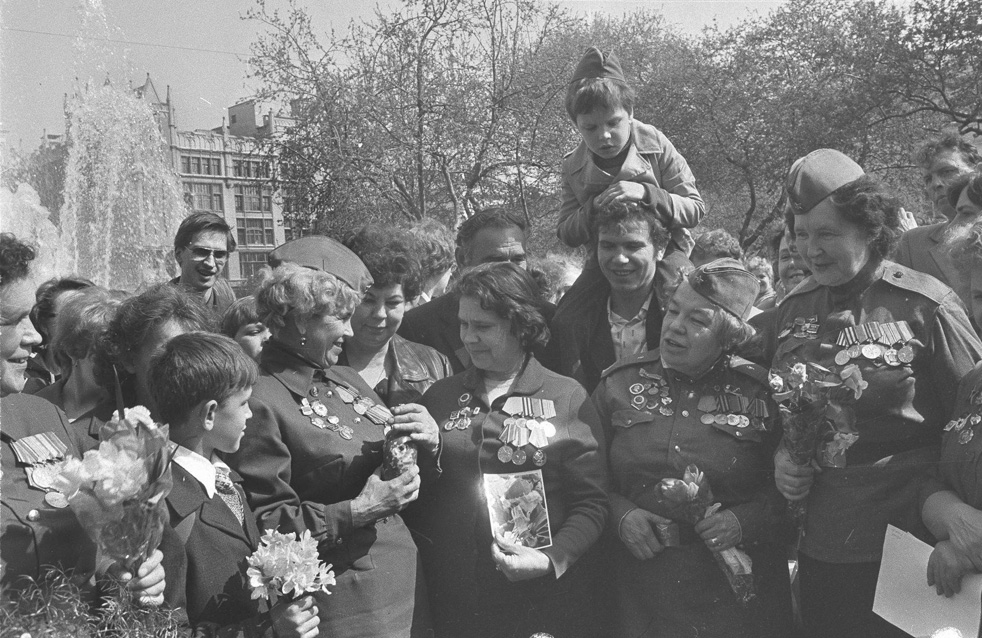 Денят на Победата в парка пред „Болшой театър“, Москва, 1983 г. 