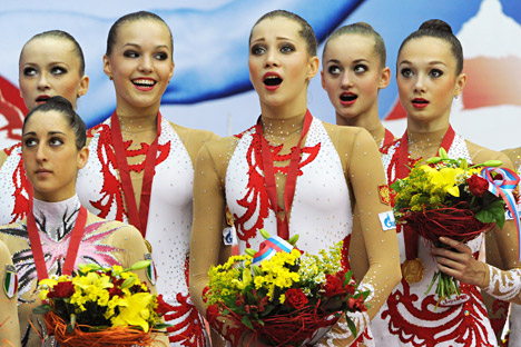 В рамките на един ден организаторите на две световни първенства – по класическа борба и художествена гимнастика, объркаха руския химн.