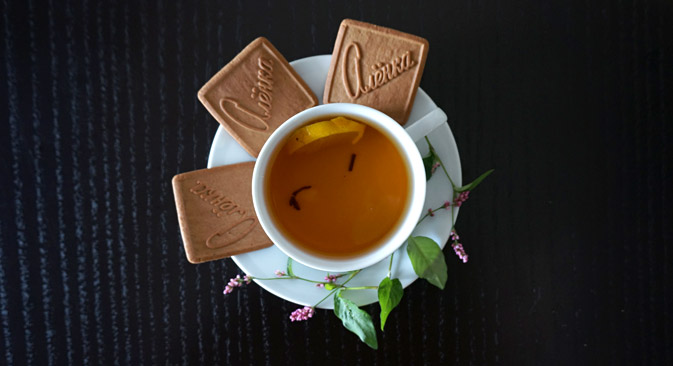 Tea "vprikusku". Source: Anna Kharzeeva