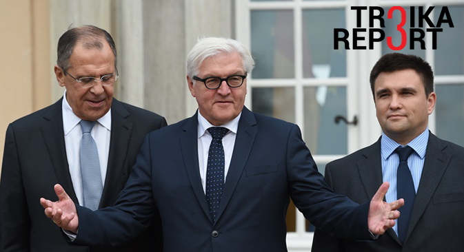 Russian Foreign Minister Sergey Lavrov, German Foreign Minister Frank-Walter Steinmeier and Ukrainian Foreign Minister Pavlo Klimkin, stand in front of the foreign ministry's guest house in Berlin, Nov. 6, 2015.