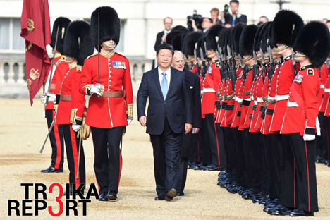 Chinese President Xi Jinping inspects the guard of honour during the official welcome ceremony at Buckingham Palace in central London, Britain, 20 October 2015.