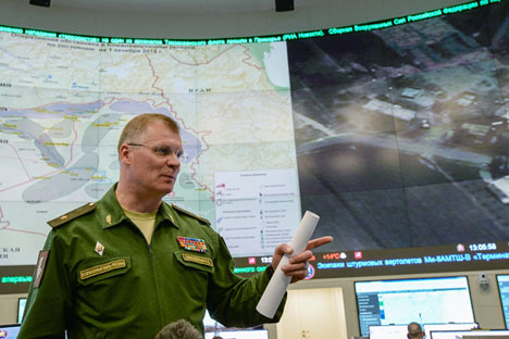 Портпаролот на Министерството за одбрана на Русија генерал-мајор Игор Конашенков во Центарот за управување со националната одбрана во Москва.