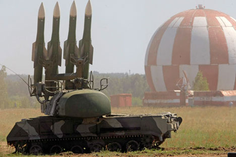 Sistema antiaéreo Buk-M2 foi um dos equipamentos recentemente enviados à Síria