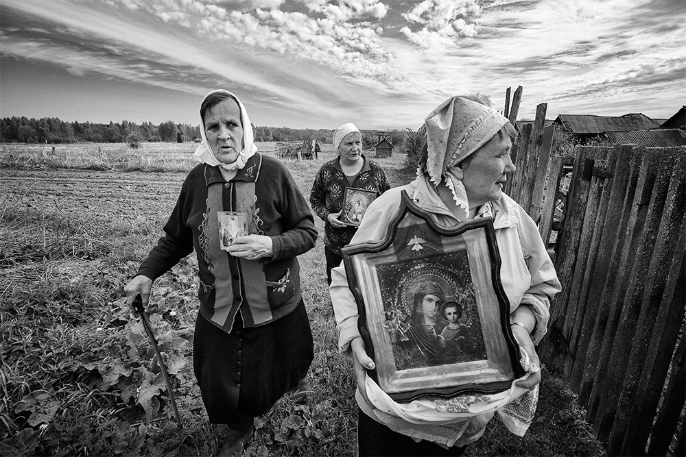 Despite years of proximity and close contacts with Russians, the Tver Karelians are struggling to preserve their native language, culture, customs and traditions.