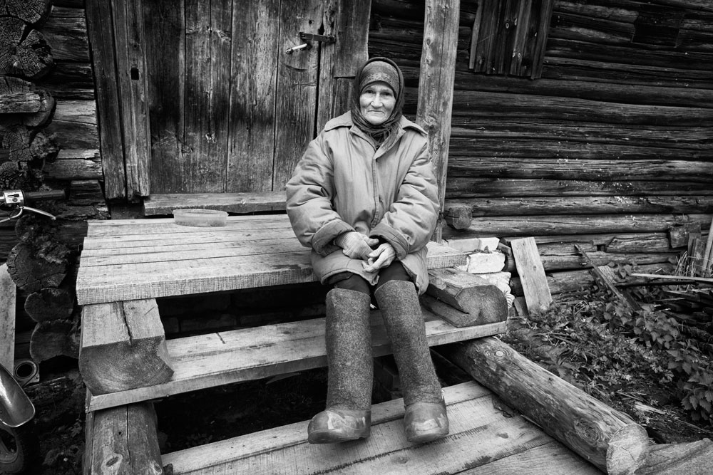 Тверска Карелија је део Тверске области и до ње се из Москве стиже после два сата вожње. Тамо последњих 500 година живе Карели, мали али поносан народ.