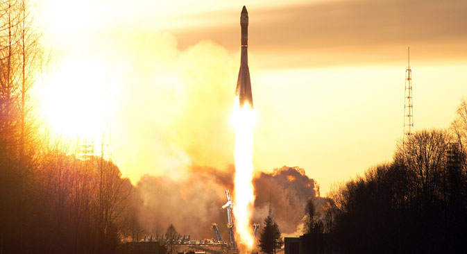 A Soyuz rocket carrying a military satellite blasts off from the launch pad at Plesetsk Cosmodrome in 2009. The Soyuz rocket was also used in the failed attempt to launch the Kanopus-ST satellite on Dec. 5, 2015.