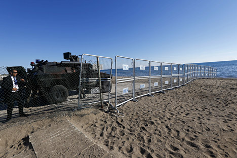 Turkish security officers stand behind barriers at a beach as they secure the summit zone ahead of the G20 summit in Belek in the Mediterranean resort city of Antalya, Turkey, Nov. 14, 2015. 