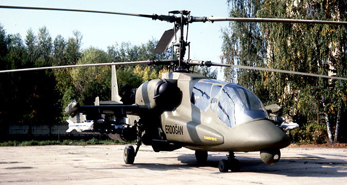 The 2-seater "Erdogan" helicopter developed jointly by Russian and Israeli specialists was displayed at a tender in Turkey, 1999. 