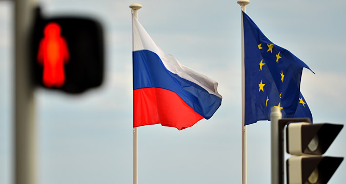 L’Occidente ha posto come vincolo principale per l’annullamento delle sanzioni l’adempimento di tutti i punti del memorandum di Minsk-2.