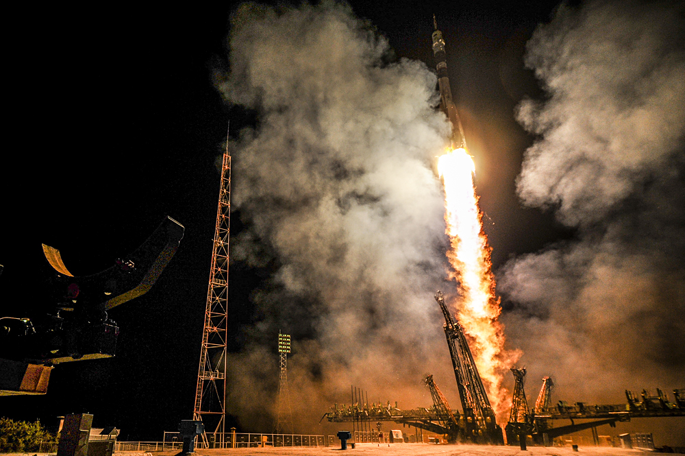 The launch of the Soyuz ТМА-14 rocket carrying the prime crew of the 41/42 International Space Station expedition, Baikonur Cosmodrome.