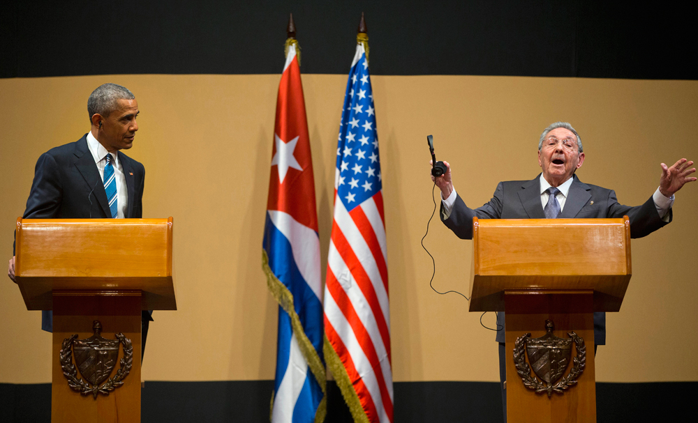 Der kubanische Präsident Raúl Castro (r.) und sein amerikanischer Amtskollege Barack Obama auf der Pressekonferenz im Revolutionspalast in Havanna.