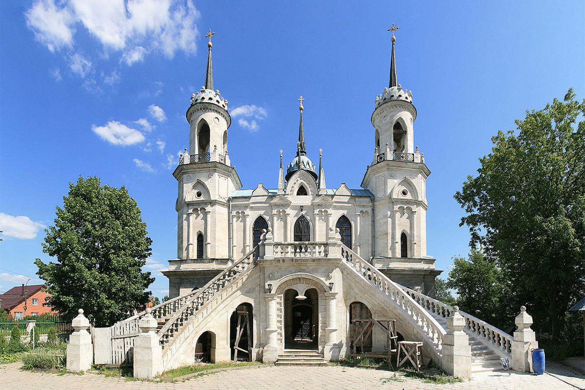 The Church of the Vladimir Icon of the Mother of God was built on the same land.  It is a rare example of a church built in the pseudo-Gothic and neo-Gothic style. The steps look like they lead to a palace, not a church.