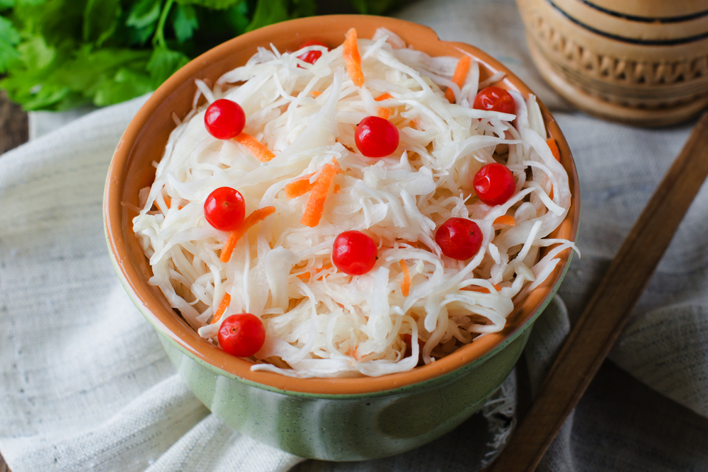 Sauerkraut: a delicious snack with innumerable healthy benefits.