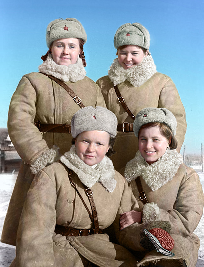 Controladoras de tráfego no Fronte Volkhov, em 1943.