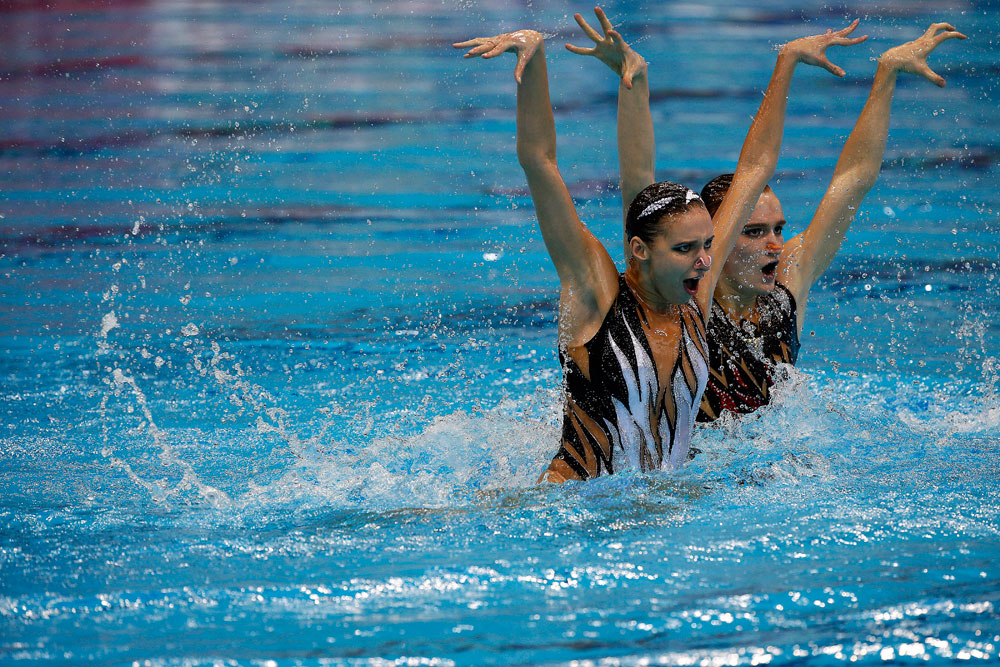 Das russische Duo Michaela Kalantscha und Alexander Maltsew hat den Mixed-Wettbewerb im Synchronschwimmen der Schwimm-Europameisterschaften gewonnen. 