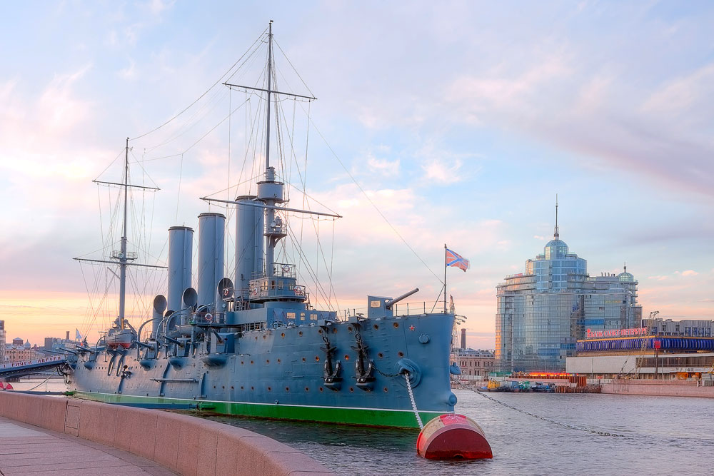 サンクトペテルブルクにあるロシア海軍の巡洋艦「アヴロラ」＝