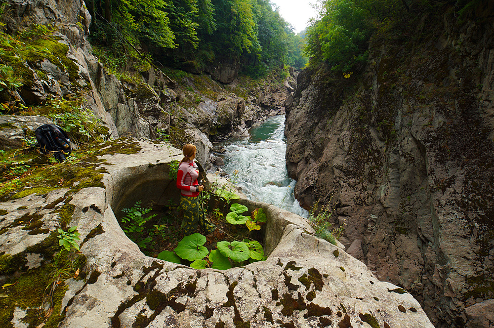 Come to Adygea, a beautiful region of mountains, waterfalls, tasty pies and a special kind of yoga