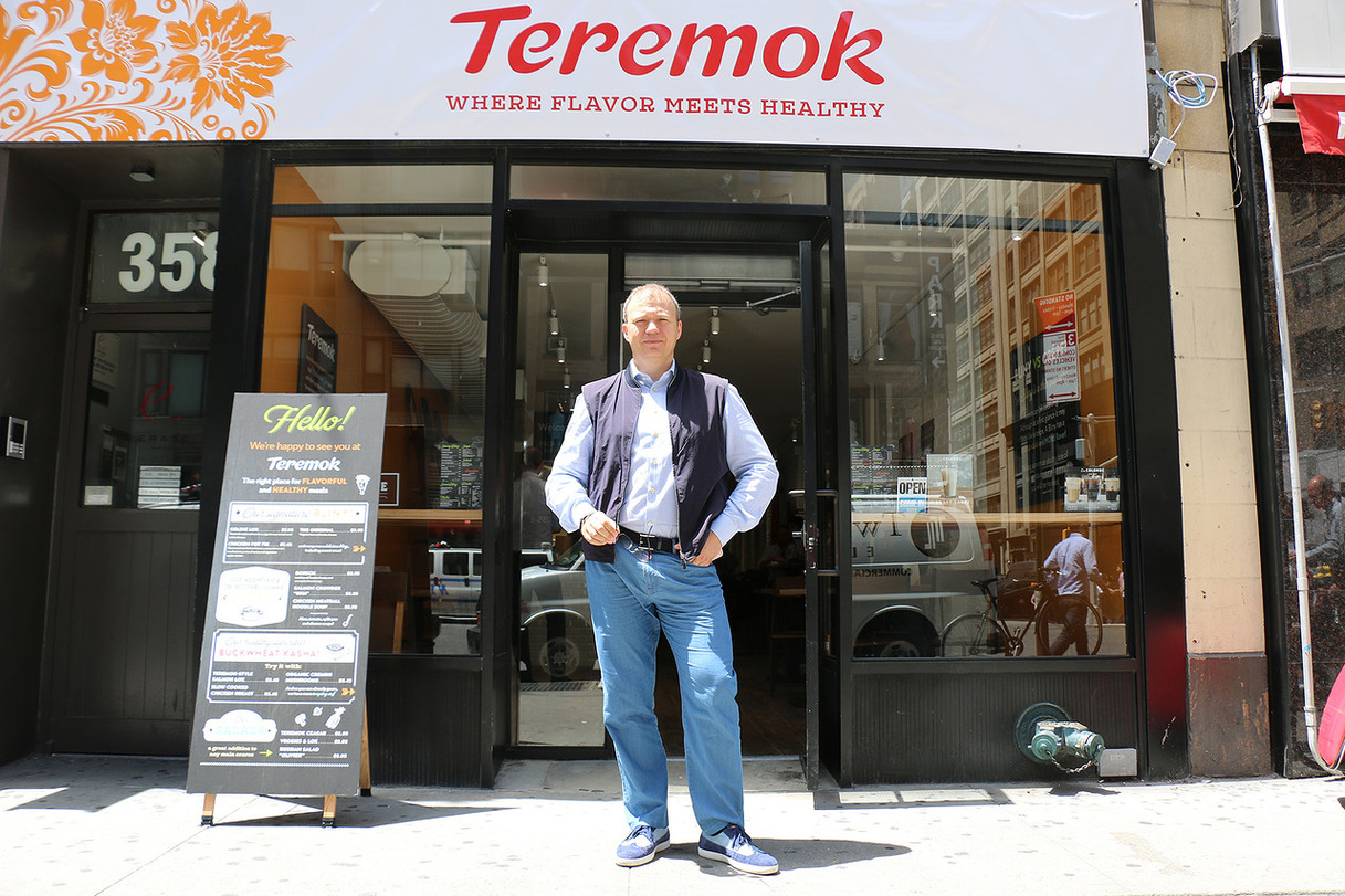 Russian fast casual chain Teremok opens its first restaurant in New York. 