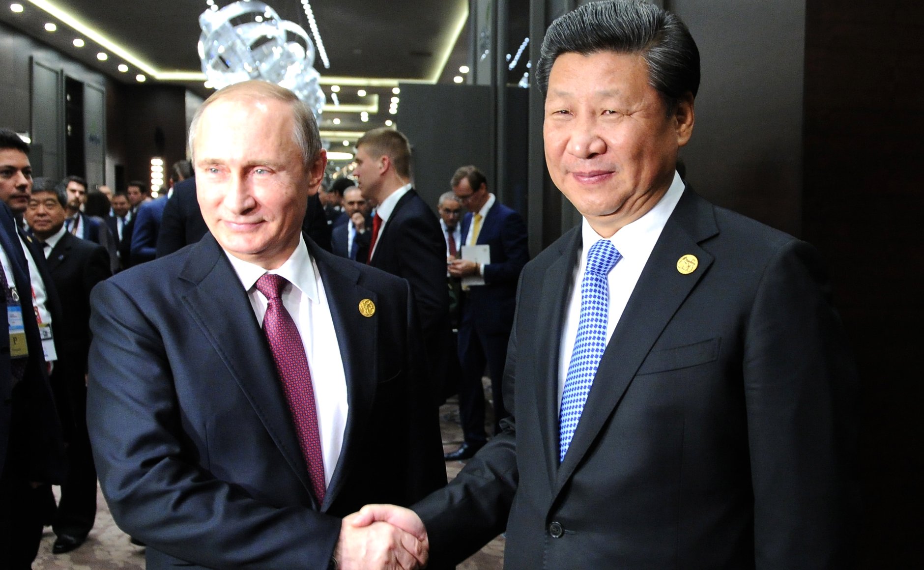 Russian President Vladimir Putin (L) and Chinese President Xi Jinping (R), November, 2015