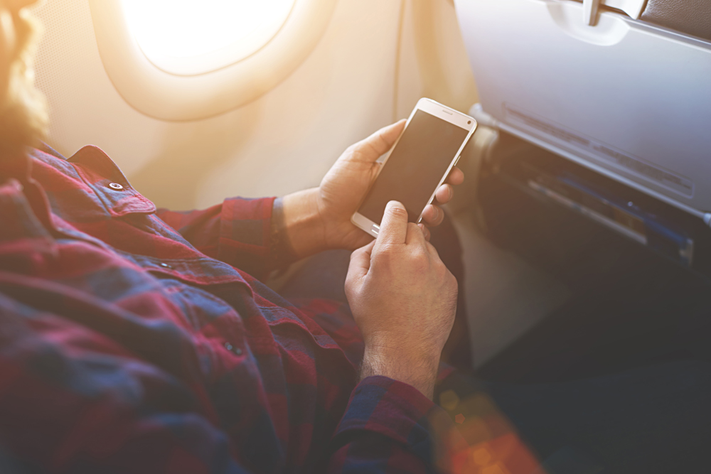 Da ora a bordo degli aeromobili della compagnia Aeroflot si potrà utilizzare lo smartphone anche in fase di decollo e atterraggio.