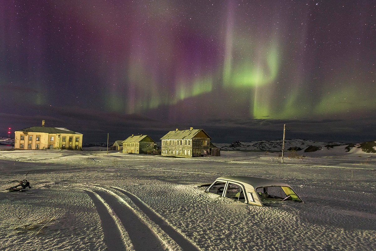 The Northern Lights in the village of Teriberka on the shore of the Barents Sea, northern Russia.