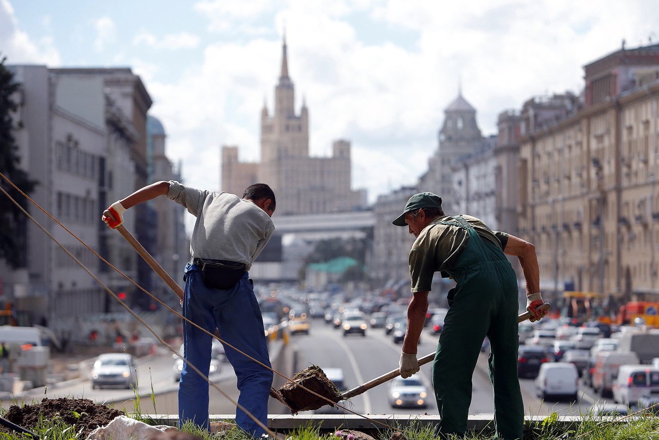 Delavci med delom na Triumfalnem trgu v Moskvi.