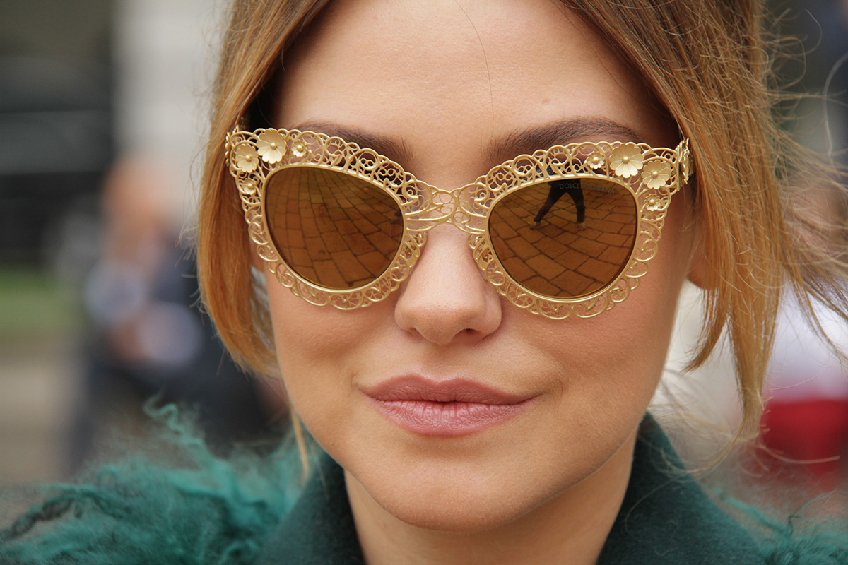Today Kazakovo village is the sole Russian center of filigree plating - one of the most delicate and exquisite forms of jewelry. How do they do that? Watch the video. / Sunglasses from Dolce & Gabbana Fall/Winter 2014 collection. 