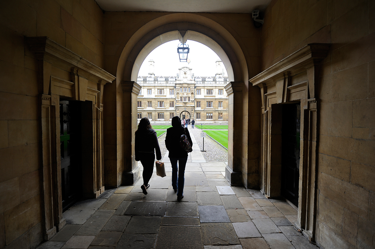 The subject of a ban on overseas education for the children of Russian officials is not new. In 2012, the Russian State Duma discussed a bill that would have obliged the children of Russian civil servants to study in Russia. Photo: People walk into the quadrant of Clare College at Cambridge University in eastern England on Oct. 23, 2010.
