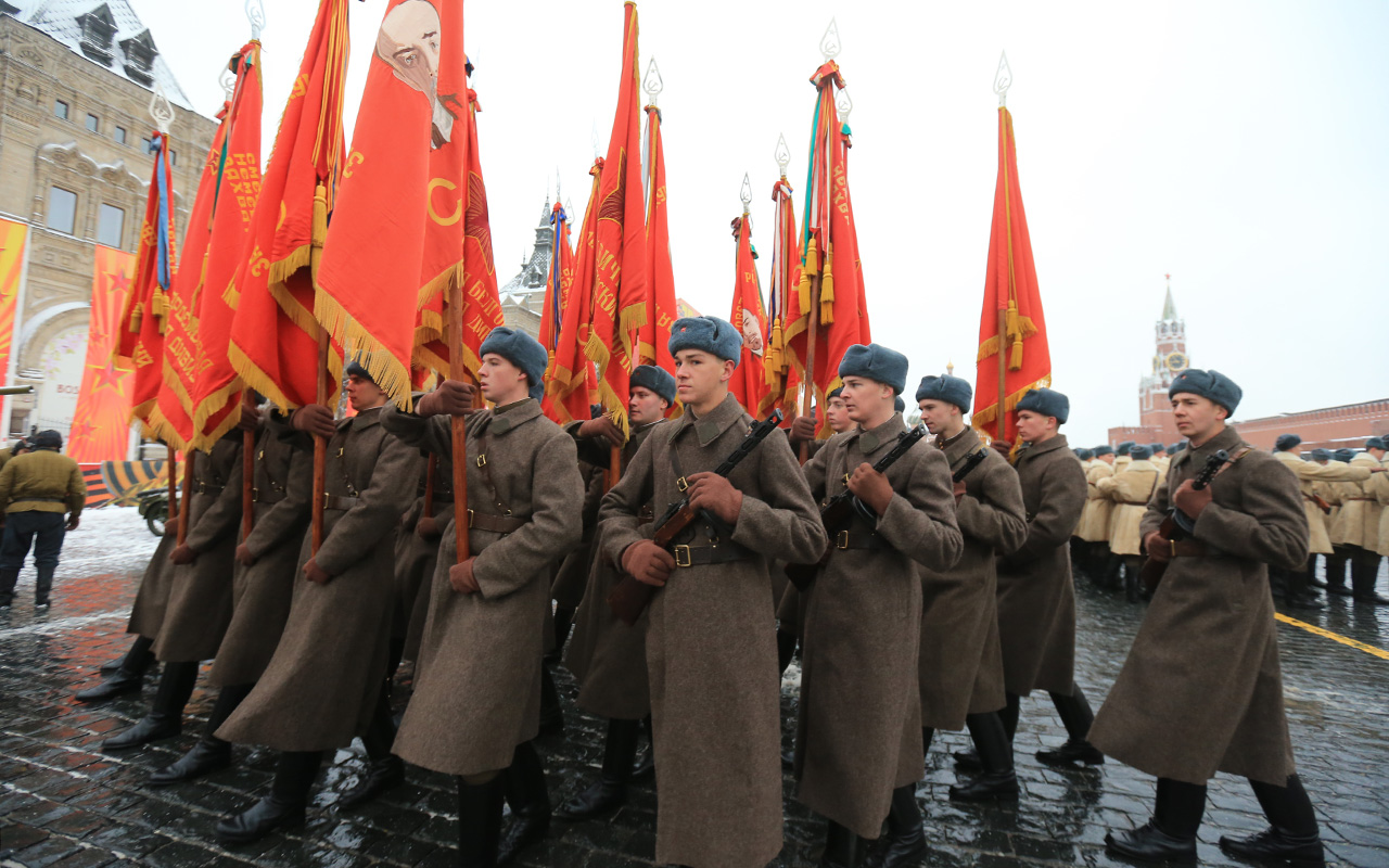 Маршът по случай годишнината от парада се проведе в Москва за 14-и пореден път.