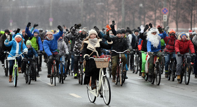 I partecipanti della prima edizione moscovita della “Winter bike parade”.
