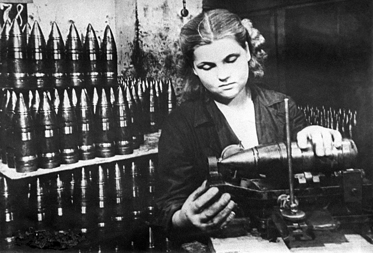 Moscow, USSR. A female worker making shells at the Likhachev Plant in Moscow on the Eastern Front of World War I 1941