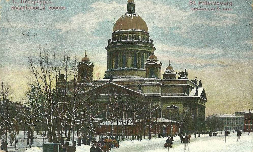 V vodičih navadno pišejo, da si je Sankt Peterburg najbolj vredno ogledati v času belih noči od konca maja do začetka julija. Mi pa vam tokrat ponujamo priložnost, da odpotujete v zimski Peterburg, kot je izgledal pred stotimi leti.