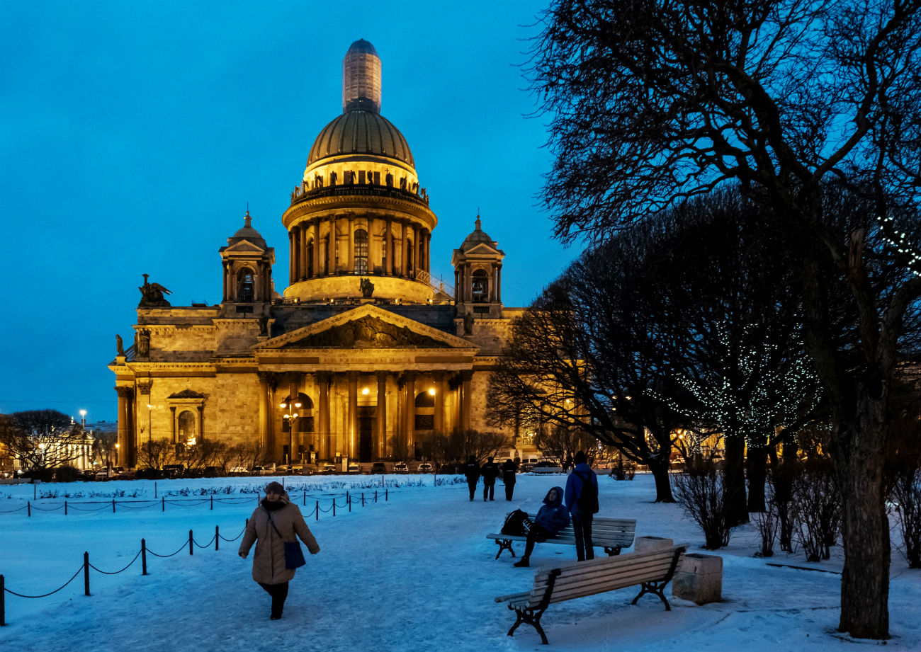 　ロシア博物・美術館連盟のウェブサイトによれば、2016年、聖イサク大聖堂を訪れた観光客は230万人、収入は7億8300万ルーブル（約15億円）、そのうち1億ルーブル（約1億9100万円）は修復、別の1億ルーブルは納税された。
