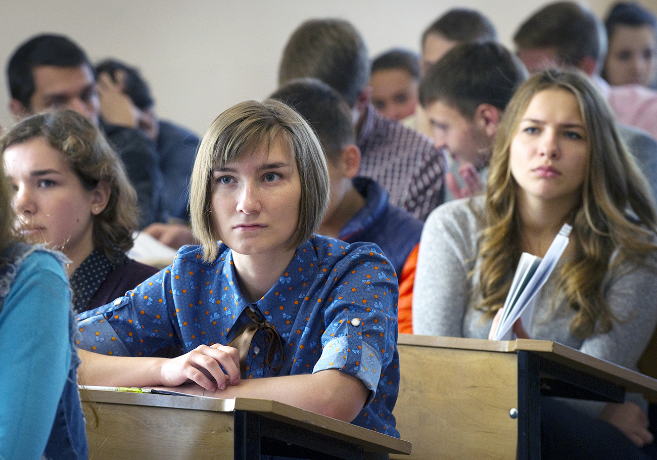 Fifty-four percent of Russians between the ages of 25 and 64 have university degrees. Photo: Students of the Philosophy Department of the Taurida Academy of the Vernadsky Crimean Federal University in Simferopol.