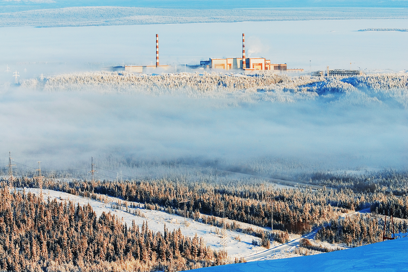 Das Kernkraftwerk Kola neben Stadt Murmansk 
