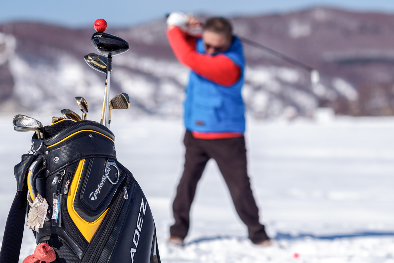 Winter golf is an opportunity to see Baikal from a different perspective: ice-golfers can stroll along the grid-like pattern of ice cracks between ice-coated cliffs and islands strangely reminiscent of sugar-topped gingerbread. In summer, such places are off limits by boat because of the storms and gales, of which Baikal has around a dozen different types, each with its own name.